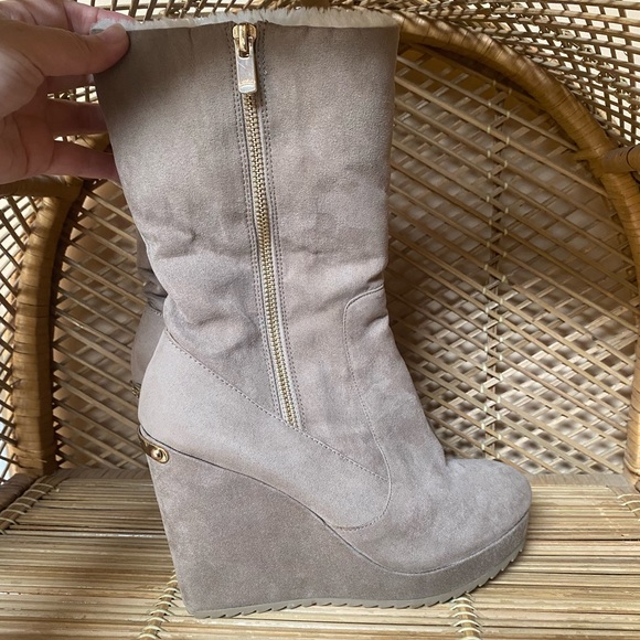 Juicy Couture Fold Over Wedge Boot - Picture 5 of 13